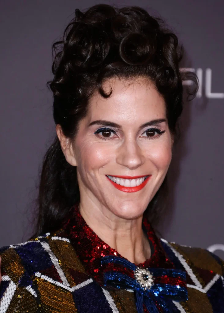 Jami Gertz and her husband are charitable, having been named as the number one donators to charity in 2012. 